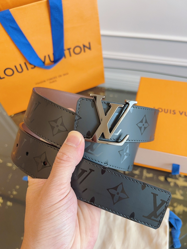 ルイヴィトンベルト全体デザイン